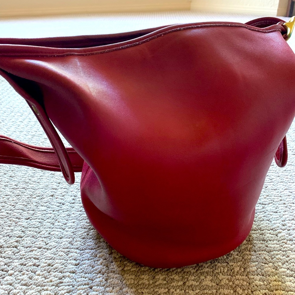 Authentic coach bucket bag